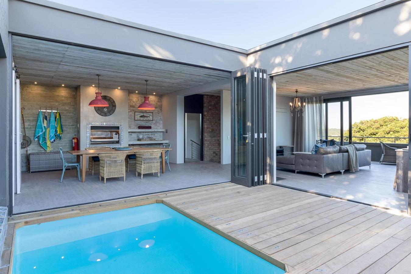 The Quarter Deck Hotel Kenton-on-Sea Eksteriør billede